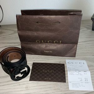 Gucci Belt. Shiny black color. Size 34 Barely Used